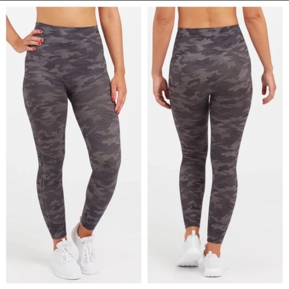 SPANX Gray Camo Leggings